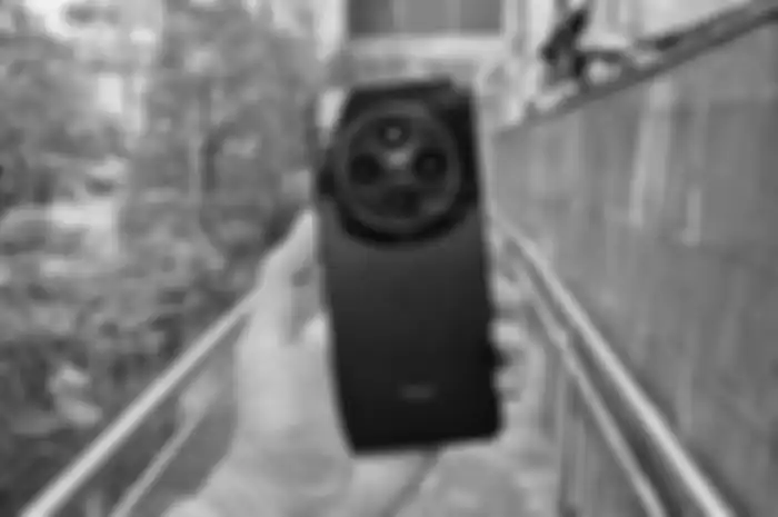 POCO C75