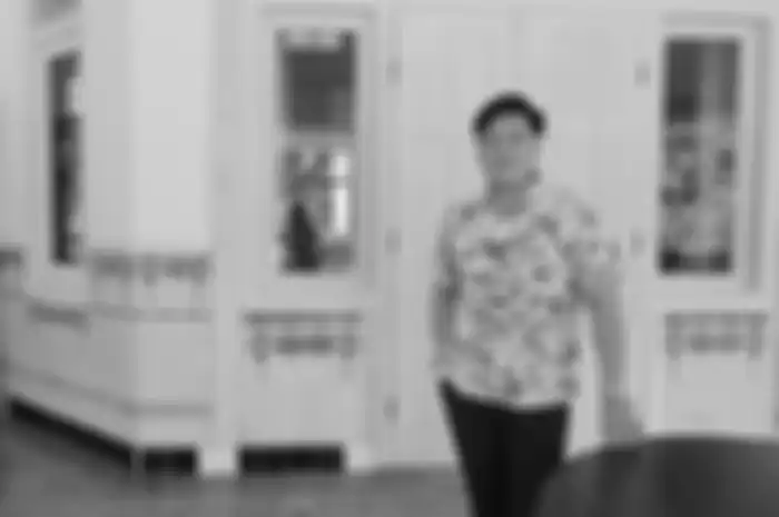 Sebagai bagian dari generasi ketiga Batik Keris, Andy Rusli menginginkan Batik Keris lebih dikenal di kalangan anak muda. Tentu dengan desain dan gaya yang disukai mereka (Habib Asyhad/Intisari)