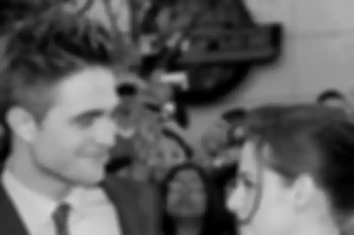 Robert Pattinson dan Kristen Stewart Berpisah Di Hari Natal