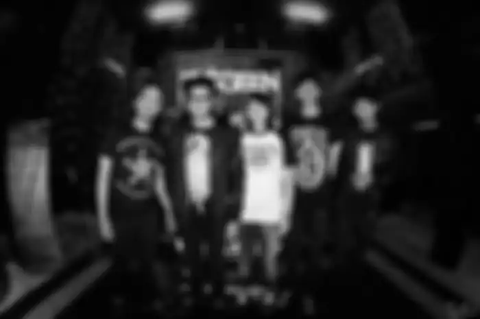 Video Thirteen Aku Adalah Aku Official Footage Lyrics Video