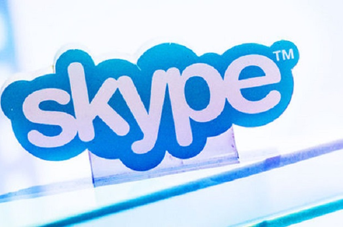 Fitur percakapan pribadi di Skype