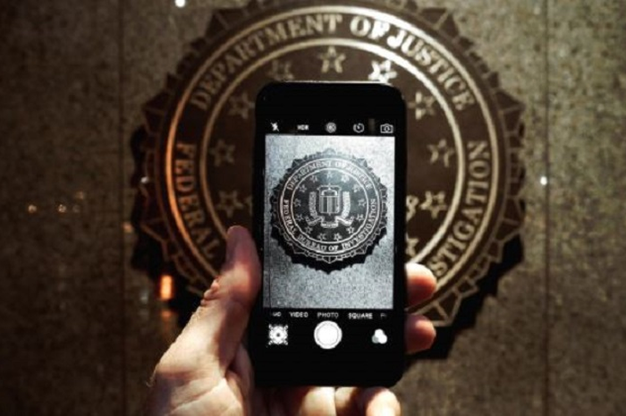 Smartphone larangan FBI