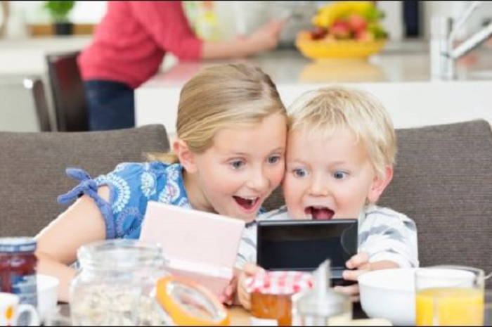 Game dengan 1 miliar download pertama