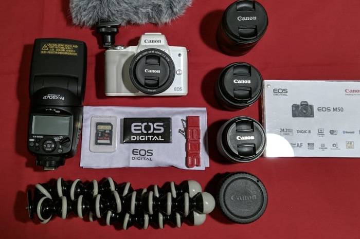 Canon EOS M50 yang didesain untuk para vlogger