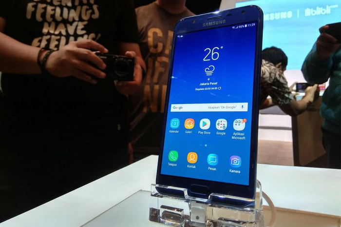 Samsung Galaxy J7 Duo