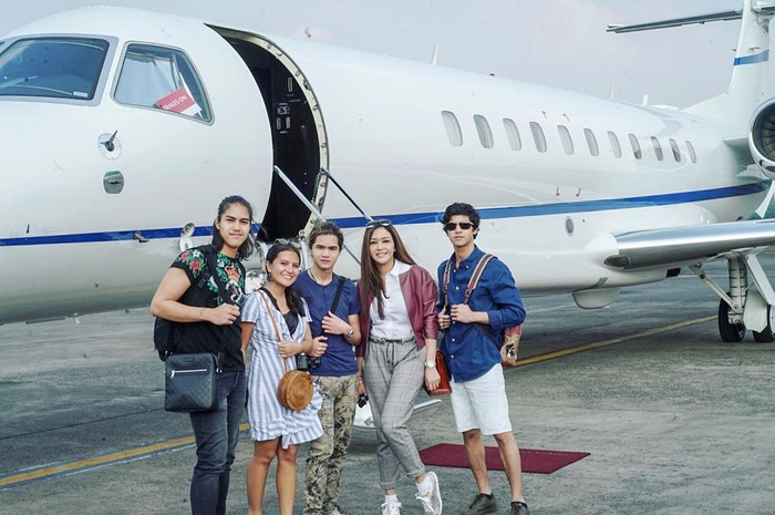 Maia Estianty  dan anak-anaknya