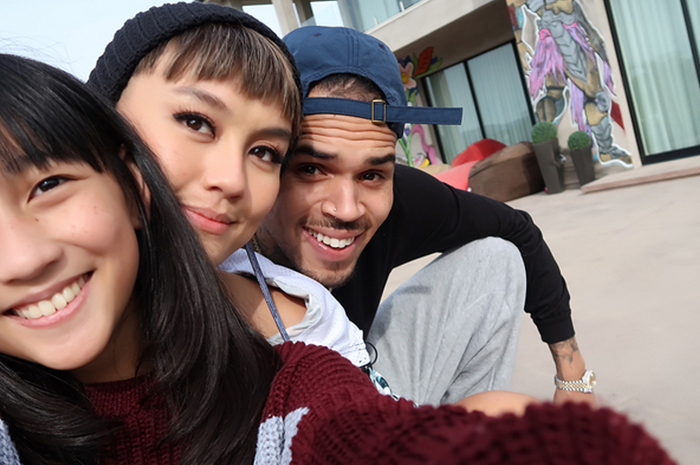 Chloe Xaviera, Agnez Mo, dan Chris Brown