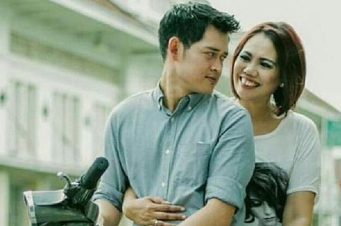 Elly Sugigi dan Ferry Anggara