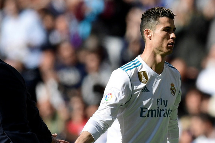 Ronaldo dan Zidane Menatap Final