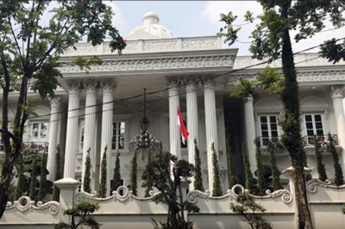 Rumah Bos First Travel