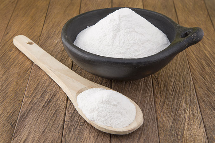 Tidak hanya sebagai salah satu bahan pembuat kue, baking soda juga memiliki manfaat luar biasa untuk kecantikan, termasuk mencegah jerawat.