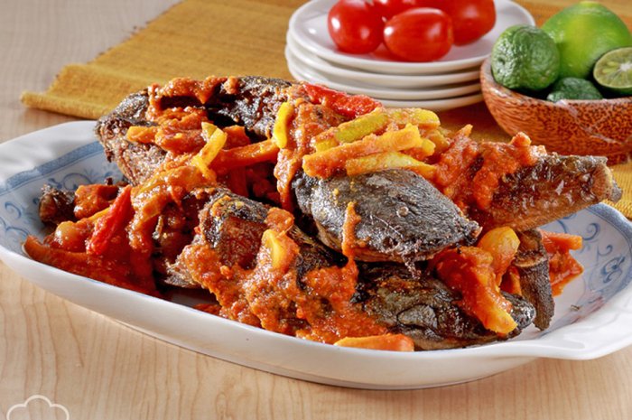 Menjadi favorit banyak orang, tapi beredar kabar kalau sering makan ikan lele bisa sebabkan kematian mendadak. Benarkah demikian?