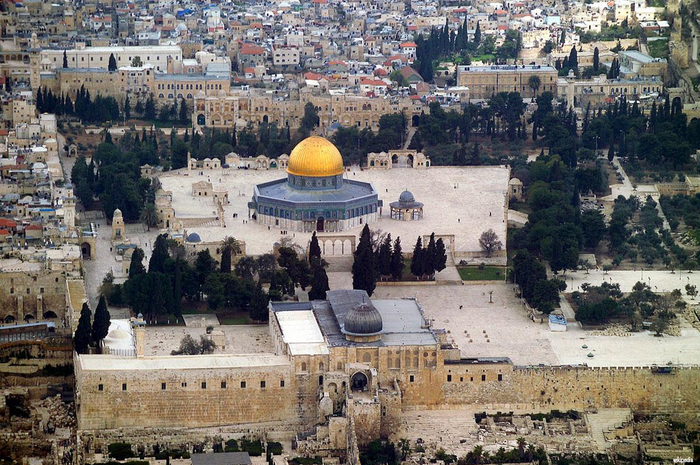 Kompleks Mesjid al-Aqsa di Kota Tua, Yerusalem Timur, titik konflik Israel dan Palestina.