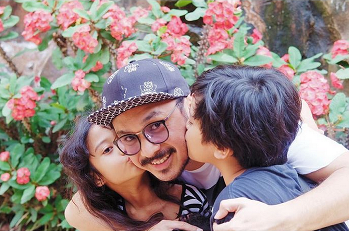 Giring Nidji ungkap kedua anaknya sudah mampu berpuasa penuh.