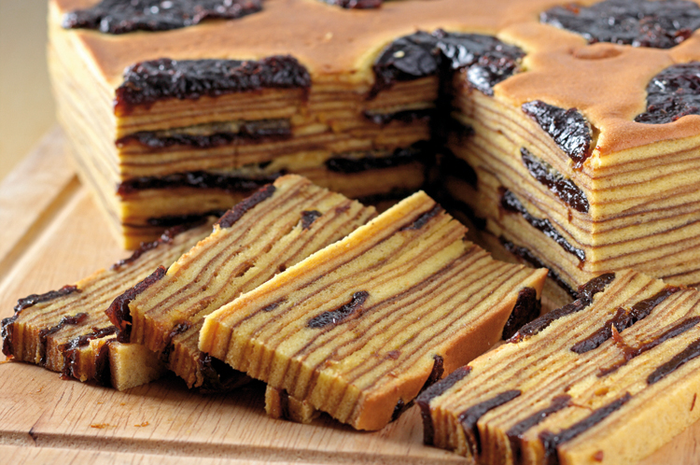 Lapis Legit Prune