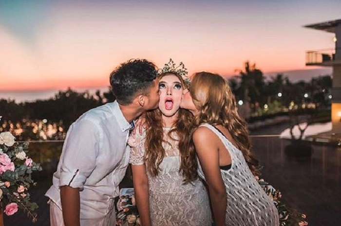 Ashanty bersama Aurel dan Azriel Hermansyah