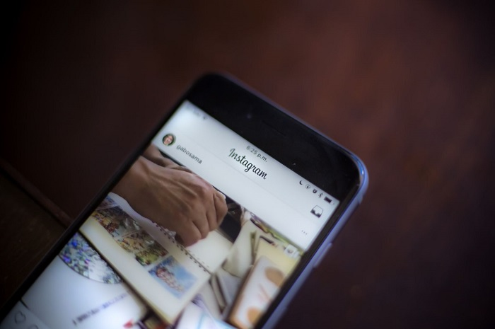Membuat foto bergerak untuk Instagram