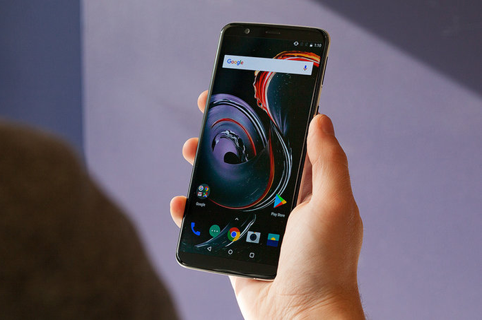 Oneplus 6 punya RAM 6GB