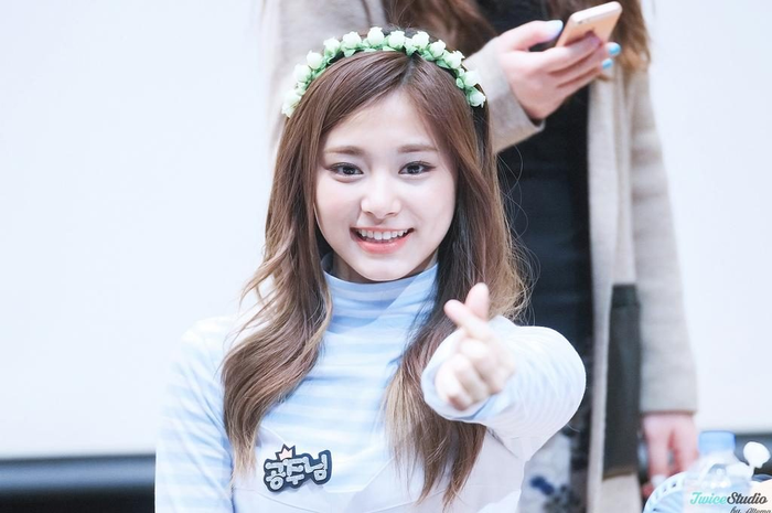 Tzuyu 'TWICE'