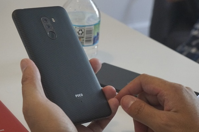 Pocophone F1