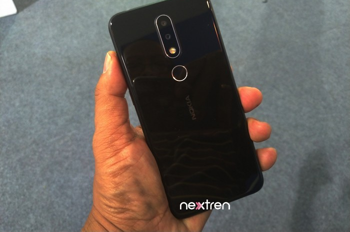 Nokia 6.1 Plus cover belakang