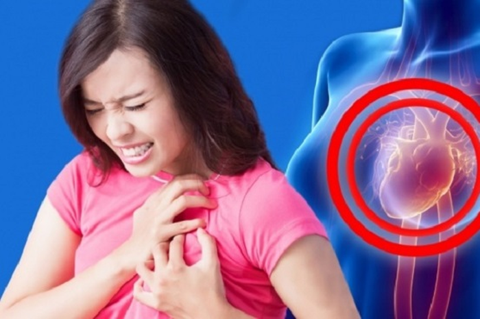 Seorang gadis berusia 21 tahun mengisahkan bagaimana ia mengalami serangan jantung ketika usianya masih muda.