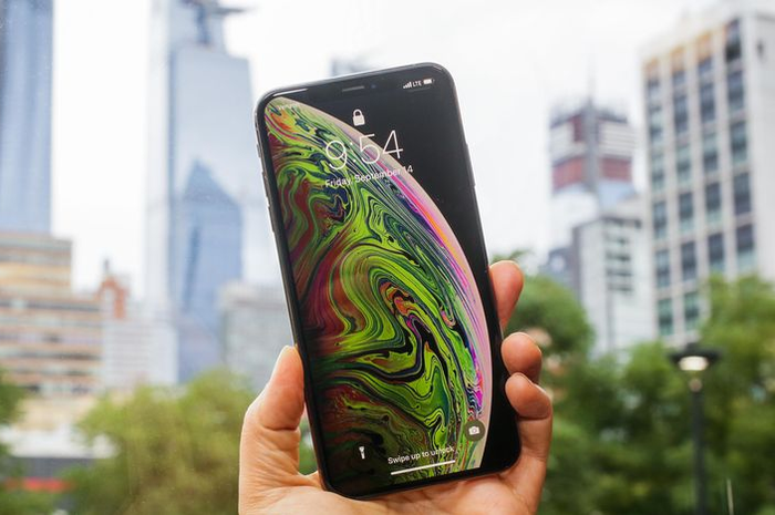 Harga hp second iPhone XS 512GB September 2022 sudah makin turun, dengan kamera dan kinerja yang tetap menggoda