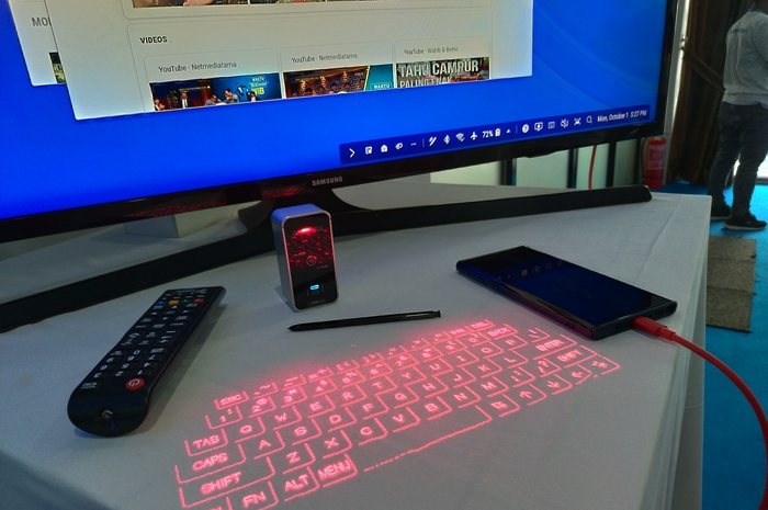 Koneksi Galaxy Note9 ke Smart TV lewat Samsung DeX