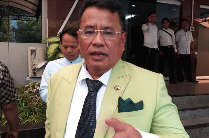 Hotman Paris memang termasuk pengacara paling populer di Indonesia, tapi ternyata dirinya tidak masuk daftar pengacara terbaik di Indonesia.
