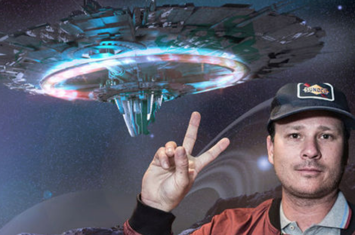 Organisasi UFO Milik Tom DeLonge Dikabarkan Berhutang Rp 563 Miliar