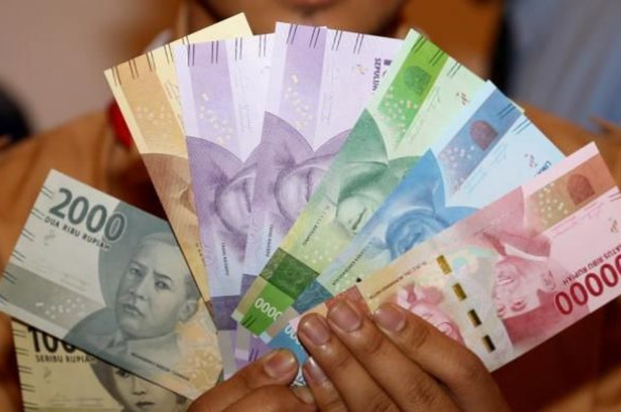 Ciri dan cara kerja rentenir online. 
