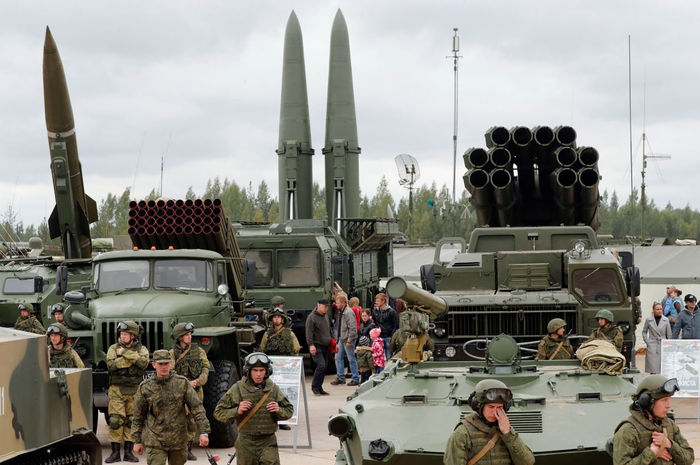 Selain mengumpulkan pasukannya di perbatasan Ukraina, Rusia juga telah menyelesaikan sistem pertahanan rudal 'tak tertandingi' 