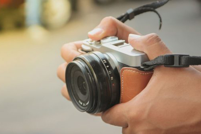 Ilustrasi Kamera Mirrorless