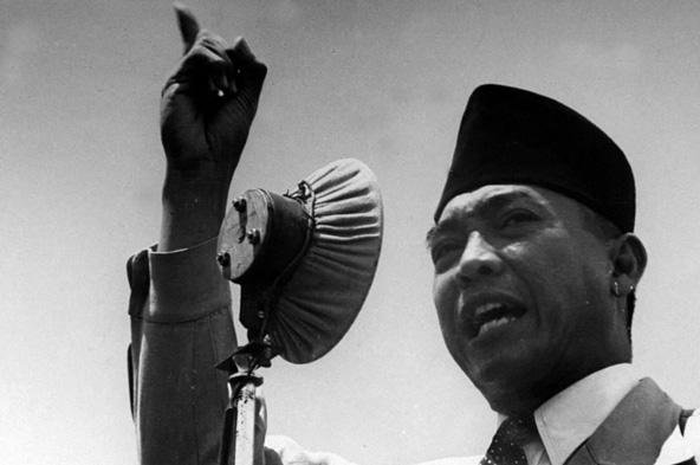 Pengaruh konfrontasi itu sudah menimbulkan korban jiwa, tak hanya antara Indonesia-Malaysia tetapi sampai kancah politik dan stabilitas Internasional.