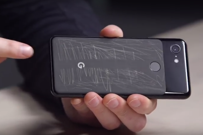 Goresan Pada Google Pixel 3