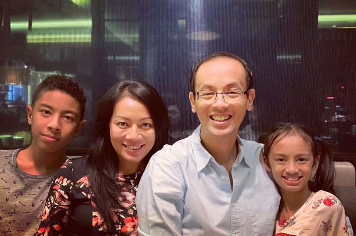 Suami Dee Lestari, Reza Gunawan