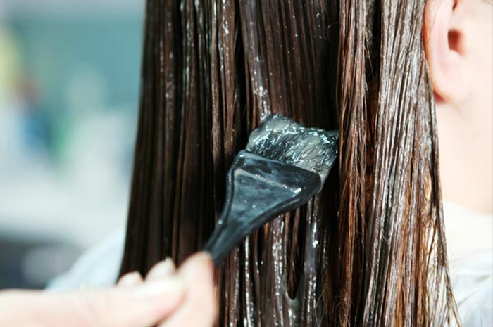 memakai hair mask