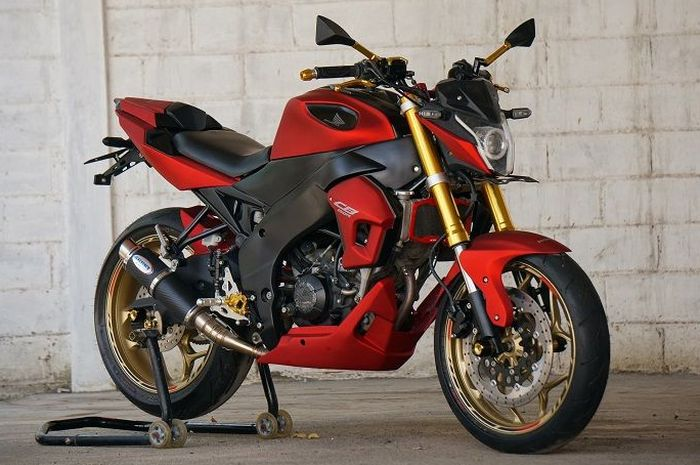 CB150R tetep sangar walau cuma dimodif buat harian