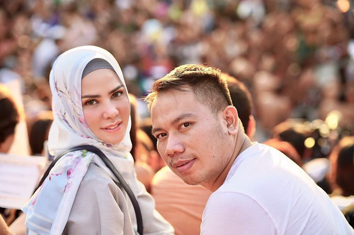 Kenangan Vicky Prasetyo bersama Angel Lelga saat masih akur.
