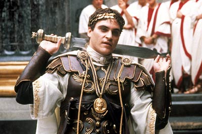 Karena hal-hal yang dilakukan Kaisar Commodus yang sebenarnya benar-benar gila sehingga tidak ada yang akan mempercayainya.