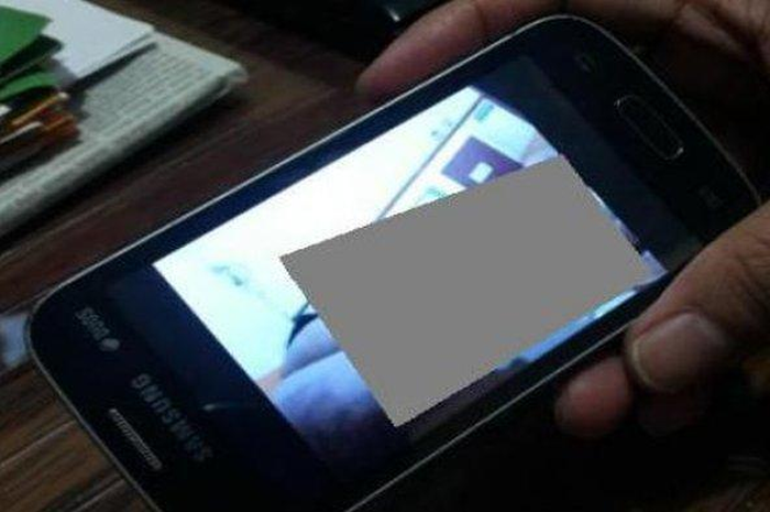 Ilustrasi video mesum 