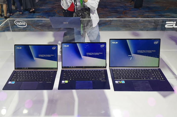 Trio Laptop Asus ZenBook yang diklaim sebagai yang 