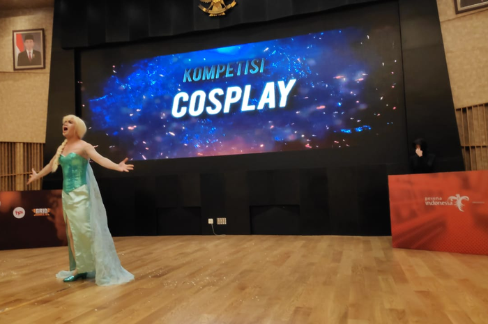 Cosplay Elsa