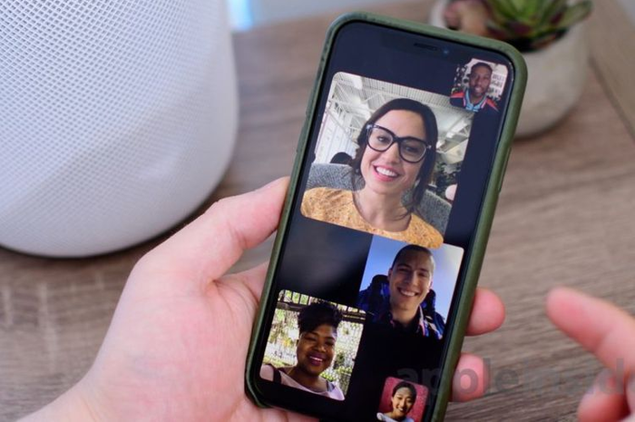 Aplikasi video call FaceTime buatan Apple 
