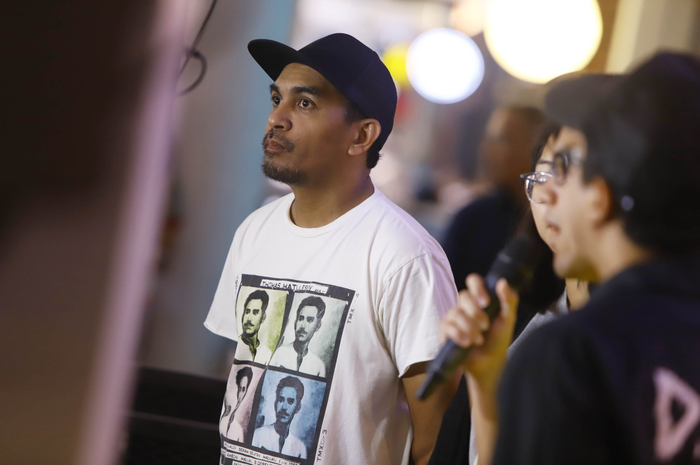 Penyanyi Glenn Fredly bersama sejumlah musisi menghadiri diskusi terkait RUU Permusikan di Jakarta, Senin (4/2/2019). Sebelumnya, RUU Permusikan mendapat penolakan dari ratusan pelaku musik yang tergabung dalam Koalisi Nasional Tolak RUU Permusikan karena RUU tersebut dinilai tidak memiliki urgensi 