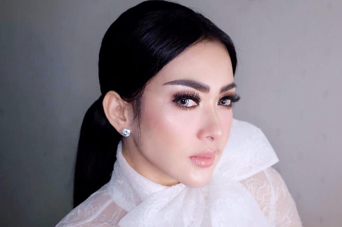 Syahrini 