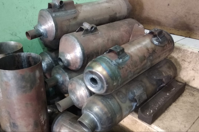 Bahan knalpot racing pakai pelat besi