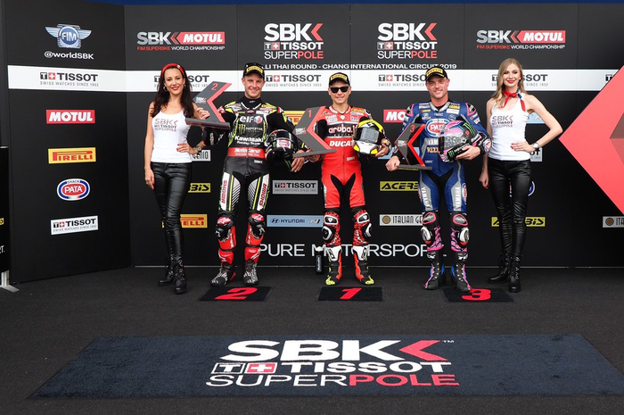 Hasil superpole WSBK Thailand diisi Alvaro Bautista (tengah), Jonathan Rea (kedua dari kiri) dan Alex Lowes (keempat dari kiri)