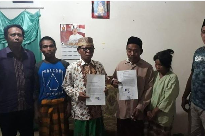 Seorang pria dilaporkan ke polisi oleh mertuanya karena telah membunuh putrinya dengan alat kelaminnya yang besar. Bahkan media Inggris pun heboh.
