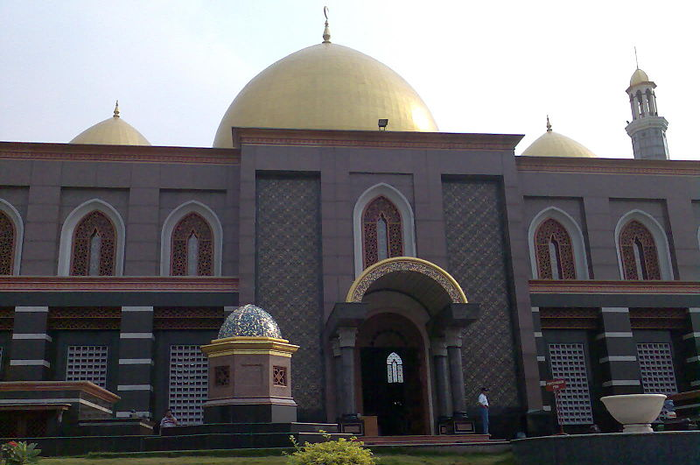 Masjid Kubah Emas, Depok